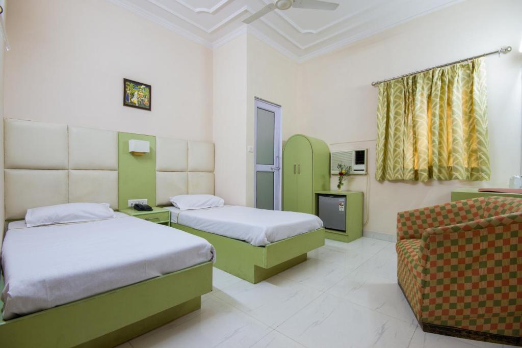 Hotel Kwality Nueva Delhi Habitación foto